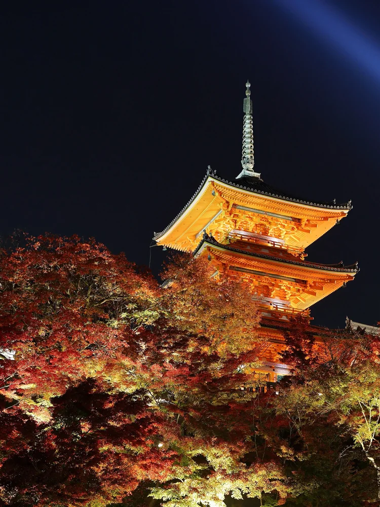 清水寺の三重塔